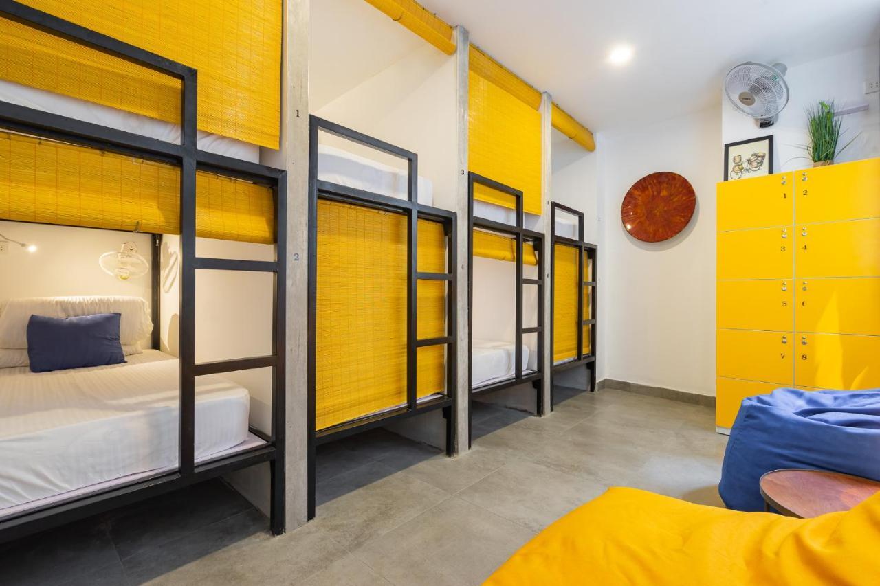 Backy Poshtel Vandrarhem Hanoi Exteriör bild