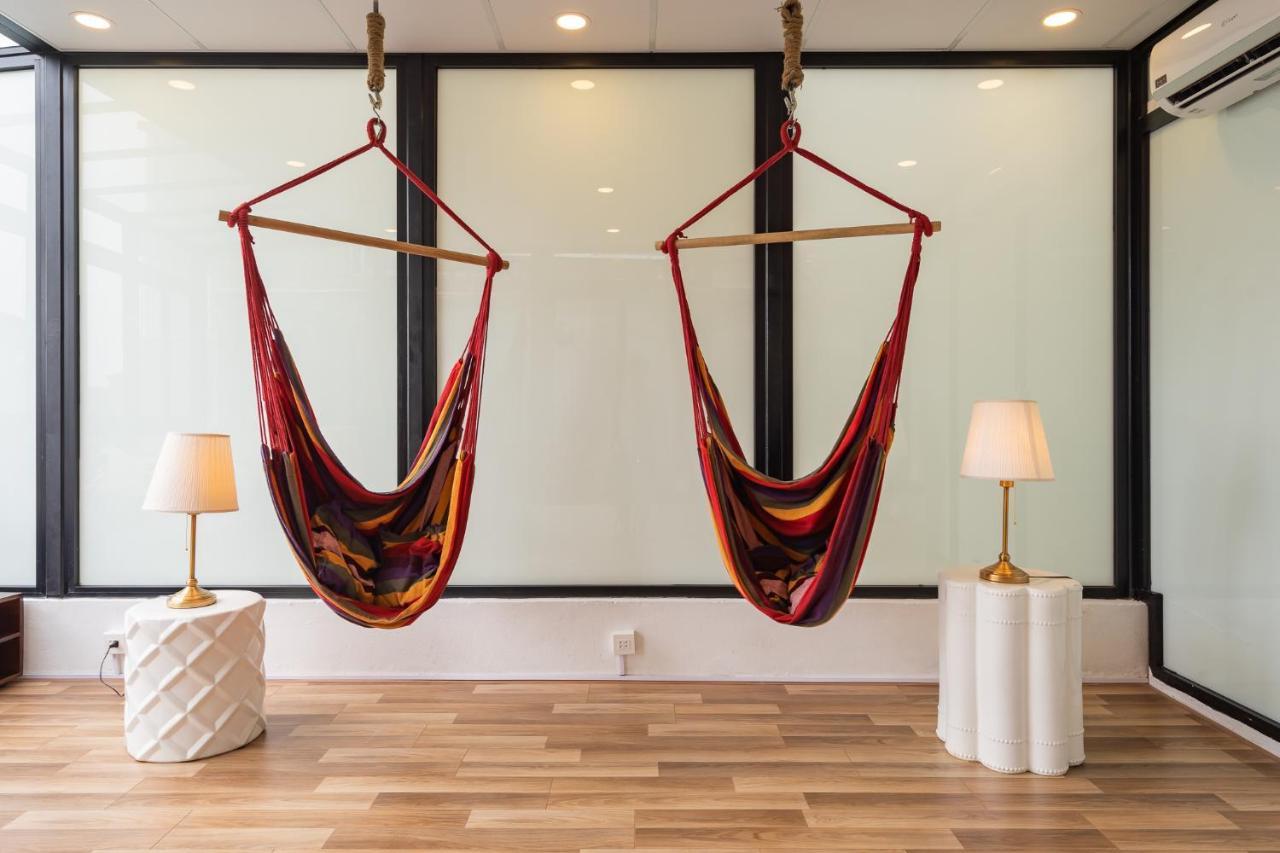 Backy Poshtel Vandrarhem Hanoi Exteriör bild
