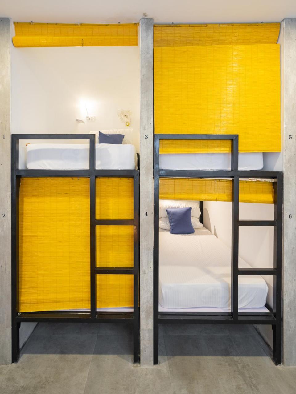 Backy Poshtel Vandrarhem Hanoi Exteriör bild