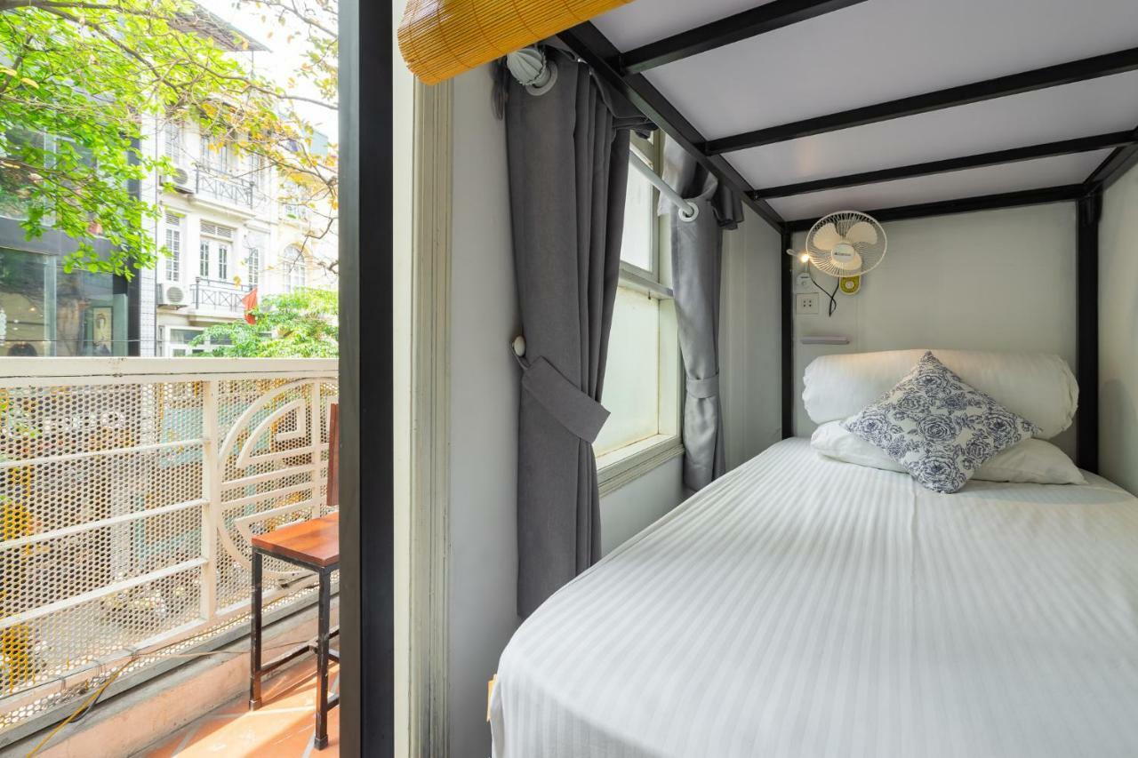 Backy Poshtel Vandrarhem Hanoi Exteriör bild
