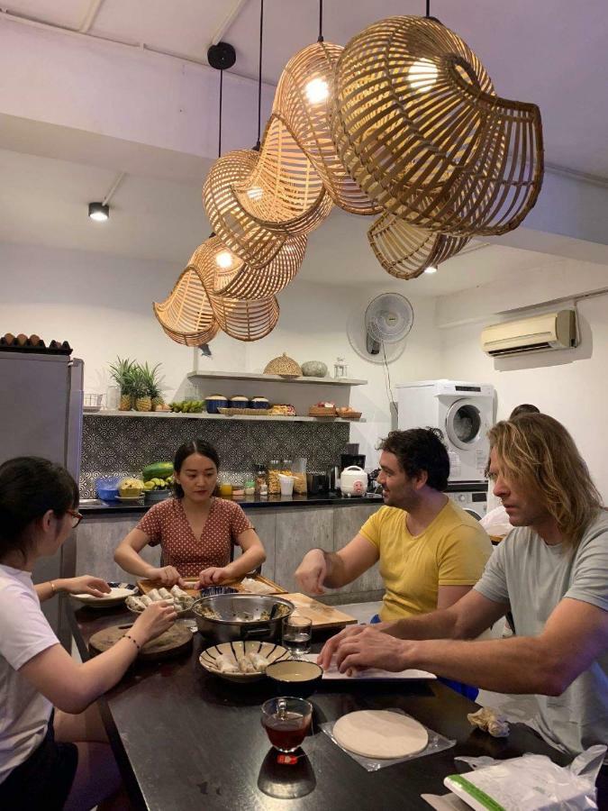 Backy Poshtel Vandrarhem Hanoi Exteriör bild