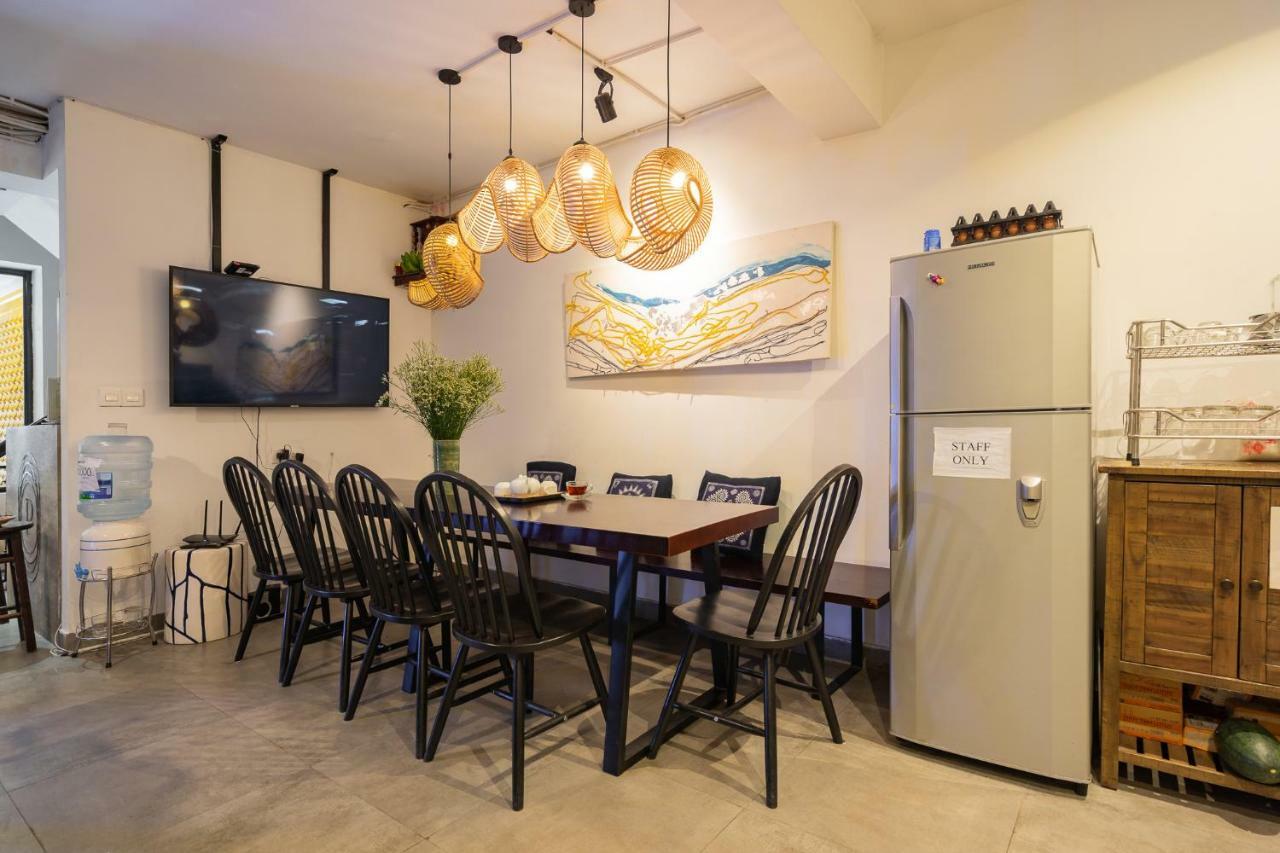 Backy Poshtel Vandrarhem Hanoi Exteriör bild
